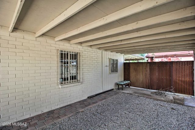 2761 N Dodge Boulevard, Tucson, AZ 85716
