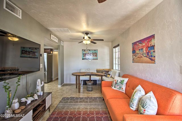 2761 N Dodge Boulevard, Tucson, AZ 85716