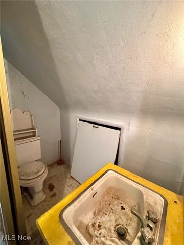 218 E Oak Street, Kent, OH 44240