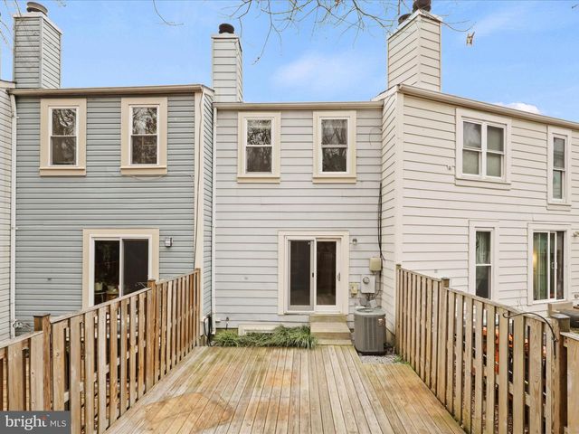 5816 NORHAM DR, Alexandria, VA 22315