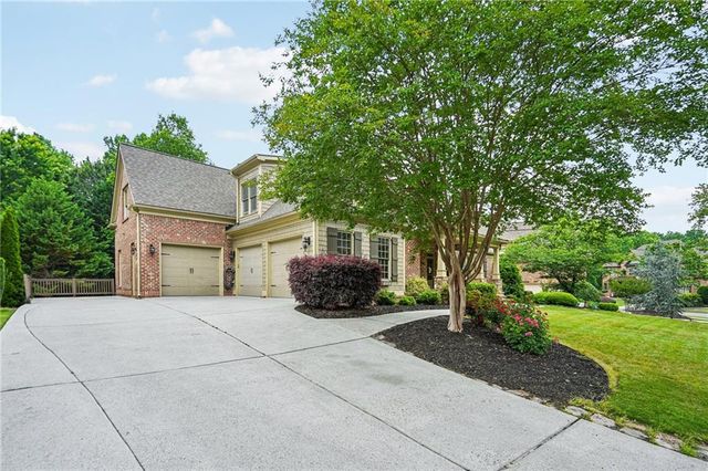 2919 Hidden Falls Drive, Buford, GA 30519