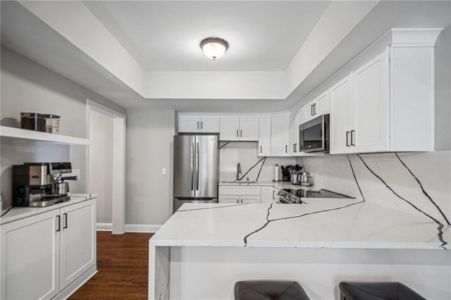 2919 Hidden Falls Drive, Buford, GA 30519