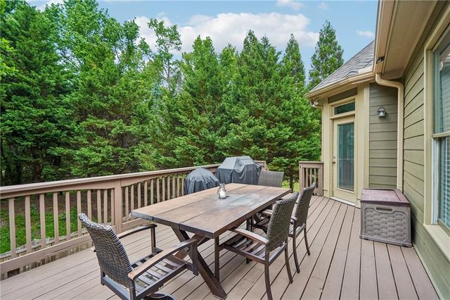 2919 Hidden Falls Drive, Buford, GA 30519