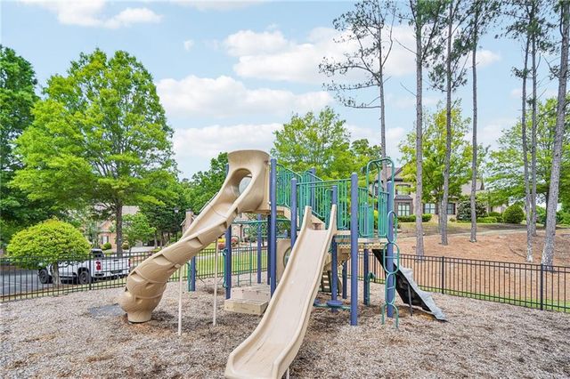 2919 Hidden Falls Drive, Buford, GA 30519
