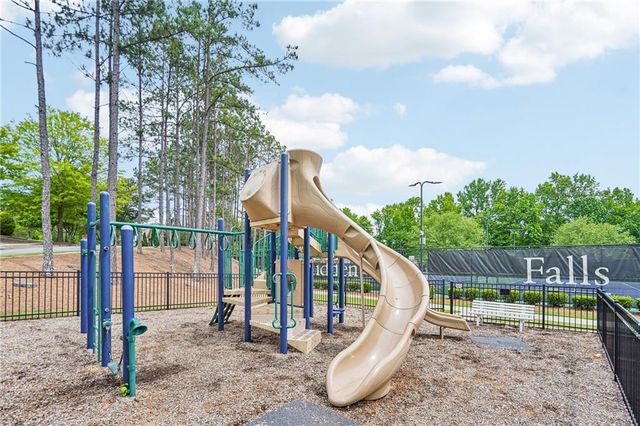 2919 Hidden Falls Drive, Buford, GA 30519