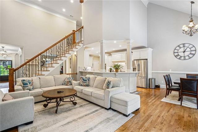 2919 Hidden Falls Drive, Buford, GA 30519
