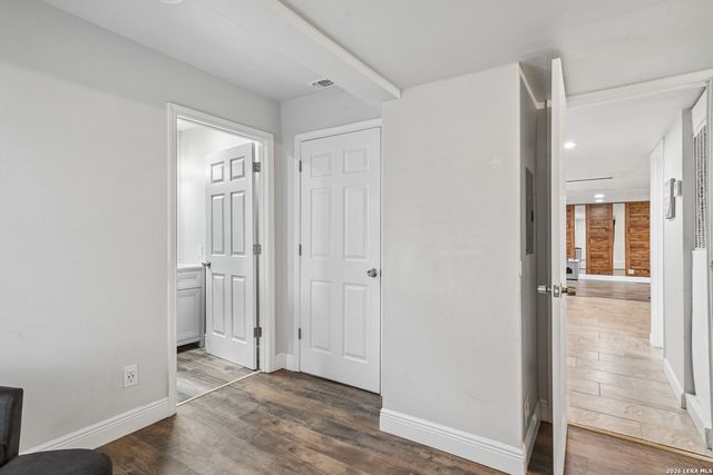 974 S Addison, San Antonio, TX 78264