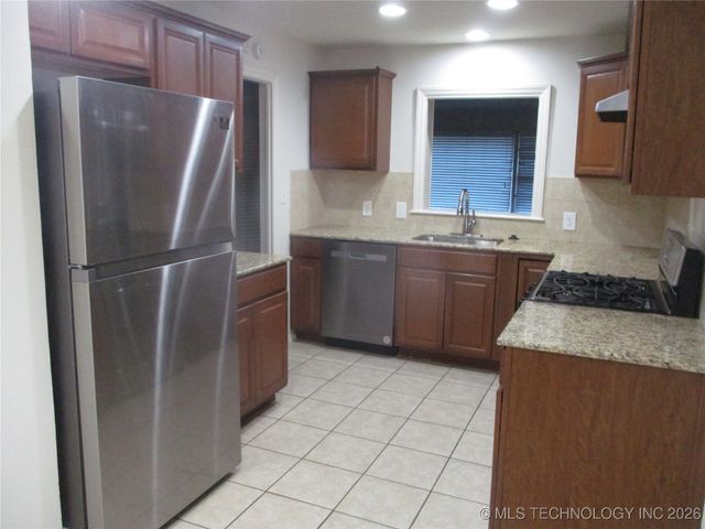 3742 S Richmond Avenue, Tulsa, OK 74135