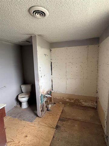 9175 County Road 1130, Lookeba, OK 73053