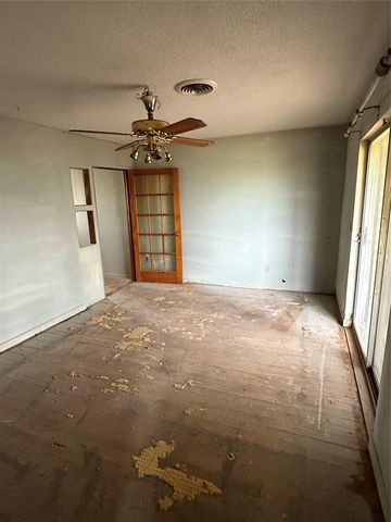 9175 County Road 1130, Lookeba, OK 73053