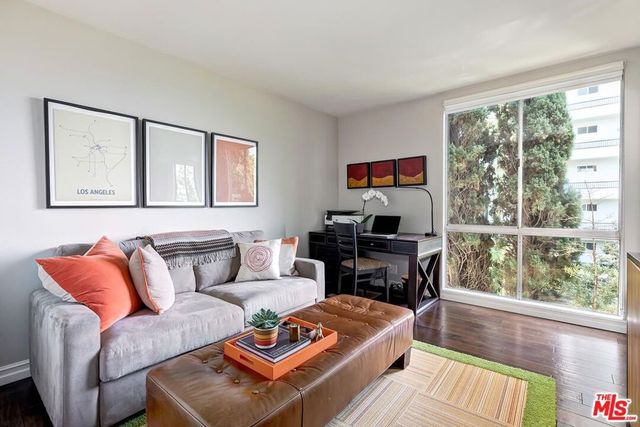 1134 Alta Loma Road 305, West Hollywood, CA 90069