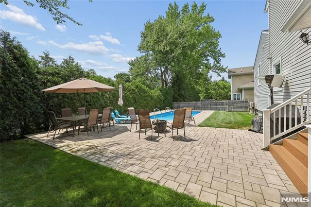 194 Madison Avenue, Cresskill, NJ 07626
