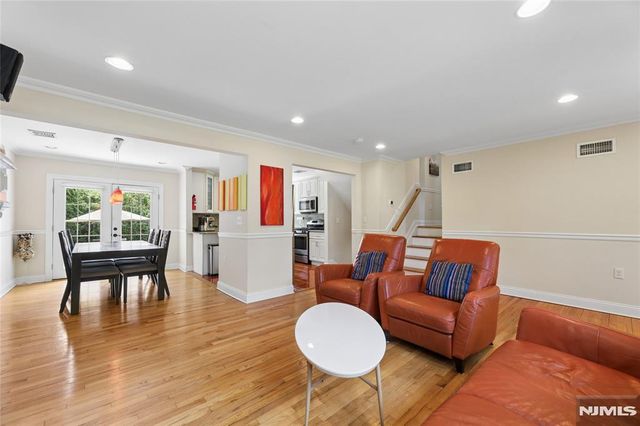 194 Madison Avenue, Cresskill, NJ 07626
