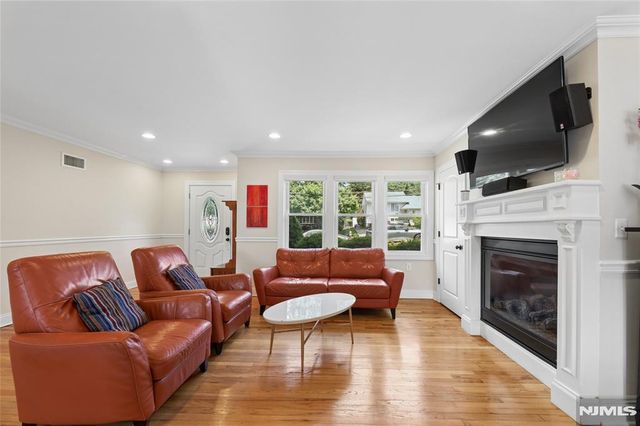 194 Madison Avenue, Cresskill, NJ 07626