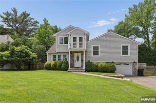 194 Madison Avenue, Cresskill, NJ 07626