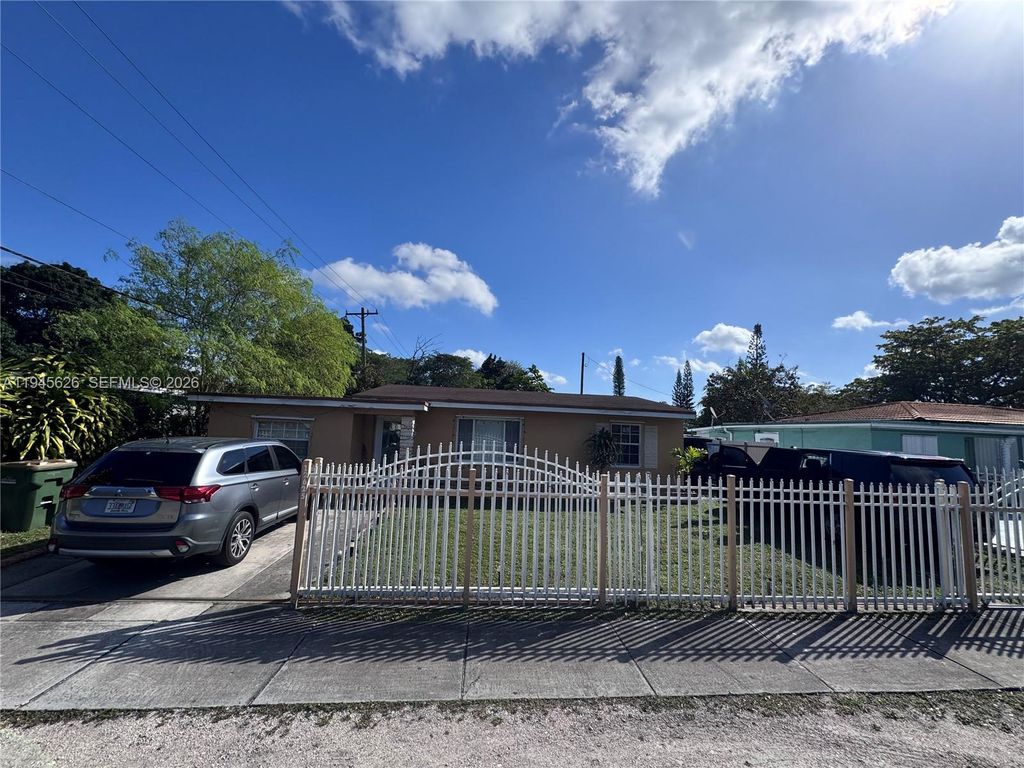 12625 NW 1st Court, North Miami, FL 33168