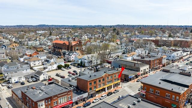 6 Cushing St 1, Waltham, MA 02453