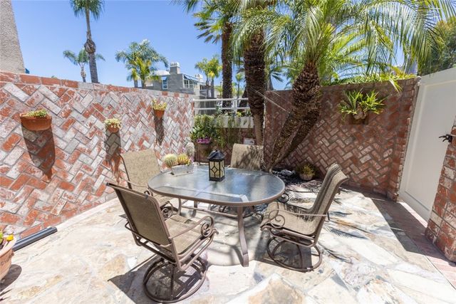 16102 Fame, Huntington Beach, CA 92649