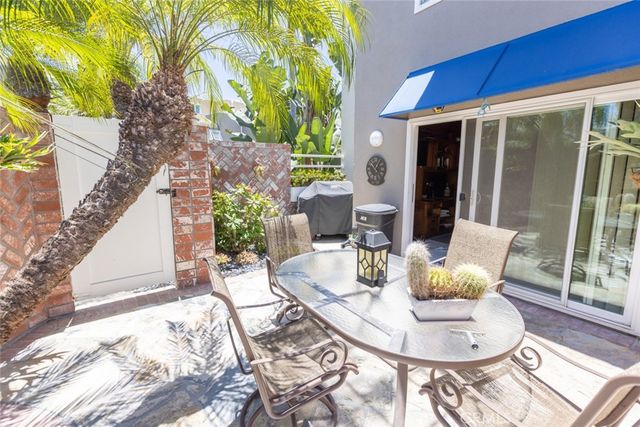 16102 Fame, Huntington Beach, CA 92649