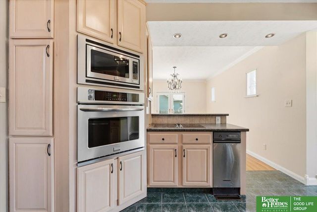 1749 N Broad Street, Fremont, NE 68025