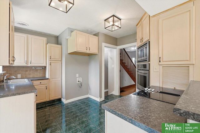 1749 N Broad Street, Fremont, NE 68025