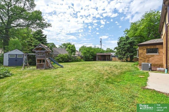 1749 N Broad Street, Fremont, NE 68025
