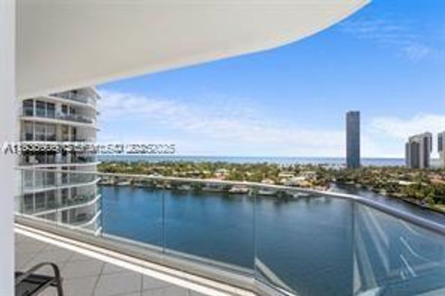 19707 Turnberry Way 17-E, Aventura, FL 33180