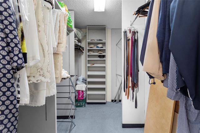 19707 Turnberry Way 17-E, Aventura, FL 33180