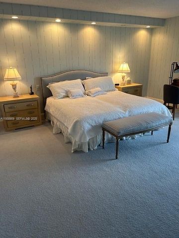 19707 Turnberry Way 17-E, Aventura, FL 33180