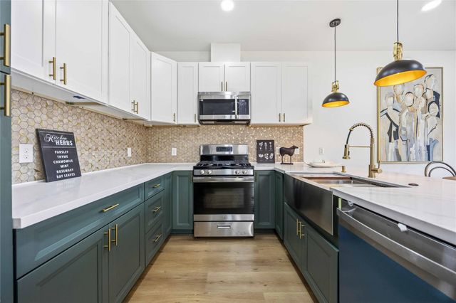 7117 Springdale Street A, Houston, TX 77028