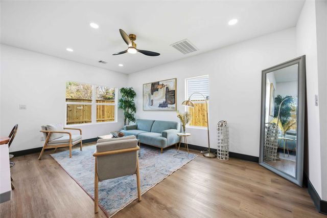 7117 Springdale Street A, Houston, TX 77028