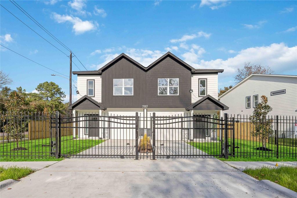 7117 Springdale Street A, Houston, TX 77028