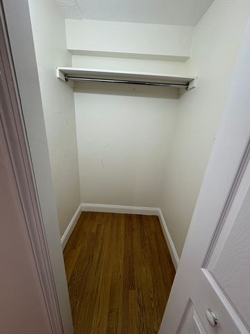 400 Massachusetts Avenue 30, Boston, MA 02115
