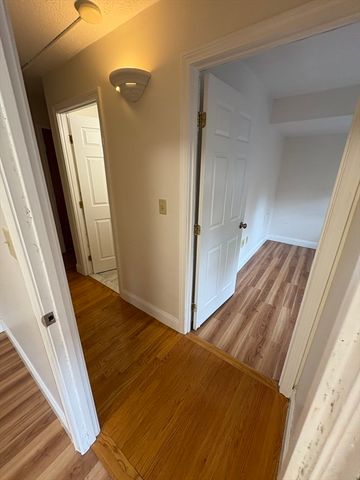 400 Massachusetts Avenue 30, Boston, MA 02115