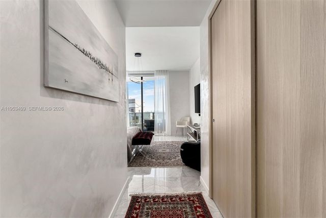 1000 Brickell Plz PH5203-FURN, Miami, FL 33131