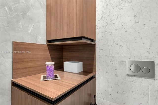 1000 Brickell Plz PH5203-FURN, Miami, FL 33131