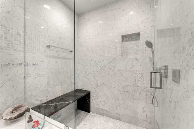 1000 Brickell Plz PH5203-FURN, Miami, FL 33131