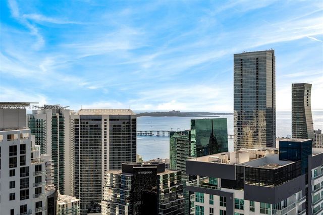 1000 Brickell Plz PH5203-FURN, Miami, FL 33131