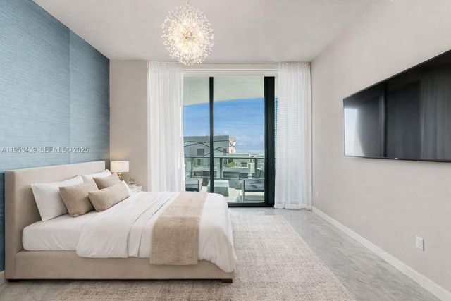 1000 Brickell Plz PH5203-FURN, Miami, FL 33131