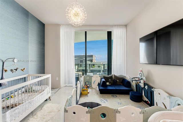 1000 Brickell Plz PH5203-FURN, Miami, FL 33131