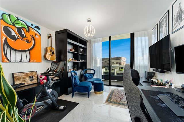 1000 Brickell Plz PH5203-FURN, Miami, FL 33131