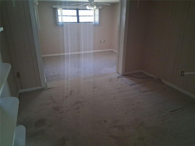 2212 NE 8 AVENUE NE, Gainesville, FL 32641