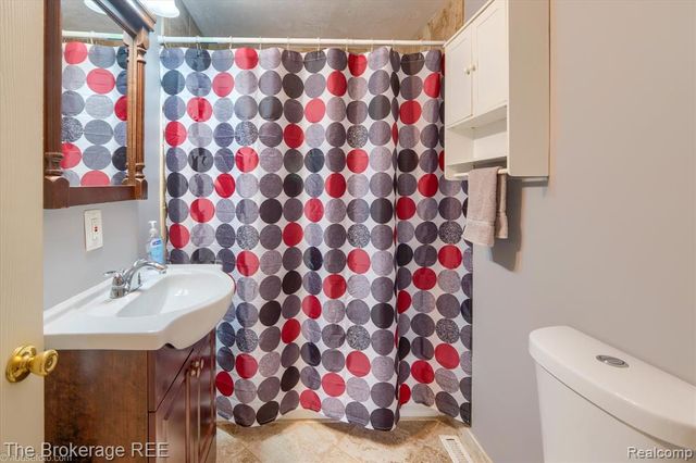 4093 Coral Street, Burton, MI 48509