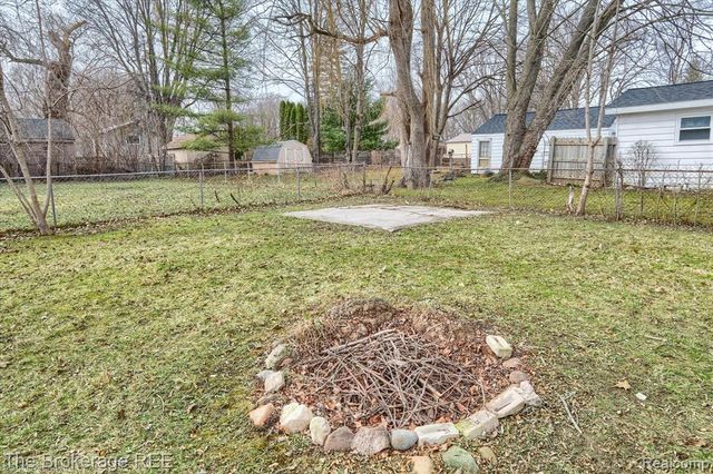 4093 Coral Street, Burton, MI 48509