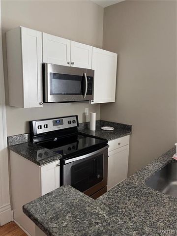 1806 Allen Avenue, St Louis, MO 63104