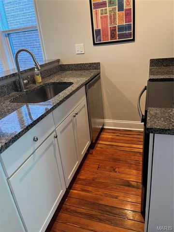 1806 Allen Avenue, St Louis, MO 63104
