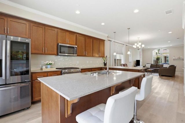 187 Springtime Circle, Hollister, CA 95023