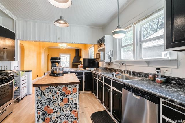 3995 Zenobia Street, Denver, CO 80212