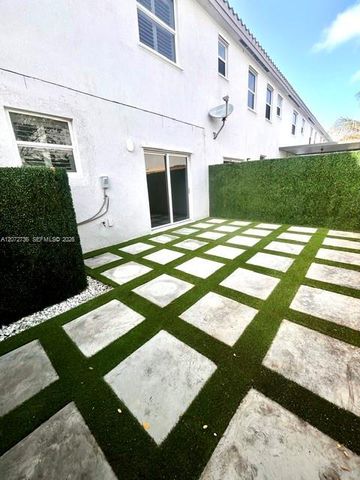2606 SE 13th Street, Homestead, FL 33035