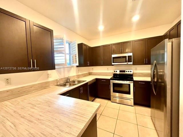 2606 SE 13th Street, Homestead, FL 33035